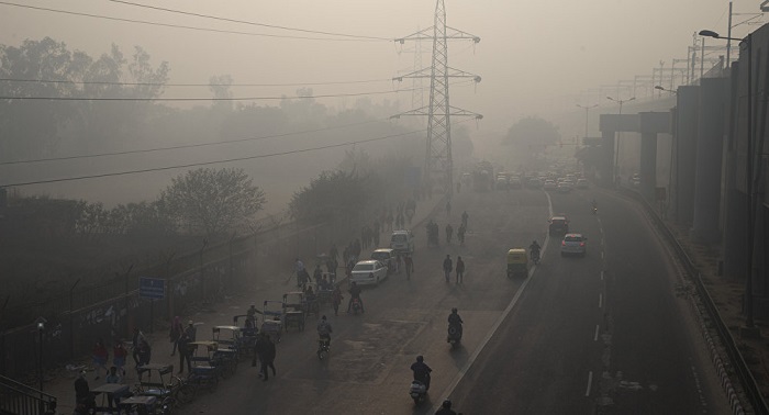 Delhi air pollution levels 42 times higher than limits on Diwali Holiday night